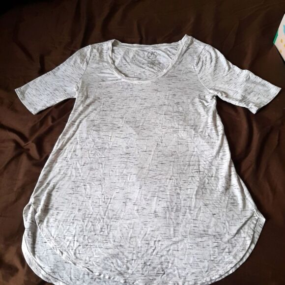 24/7 Maurices Jersey Long Lined Tee Athleisure Short Sleeve size xs - Picture 2 of 7